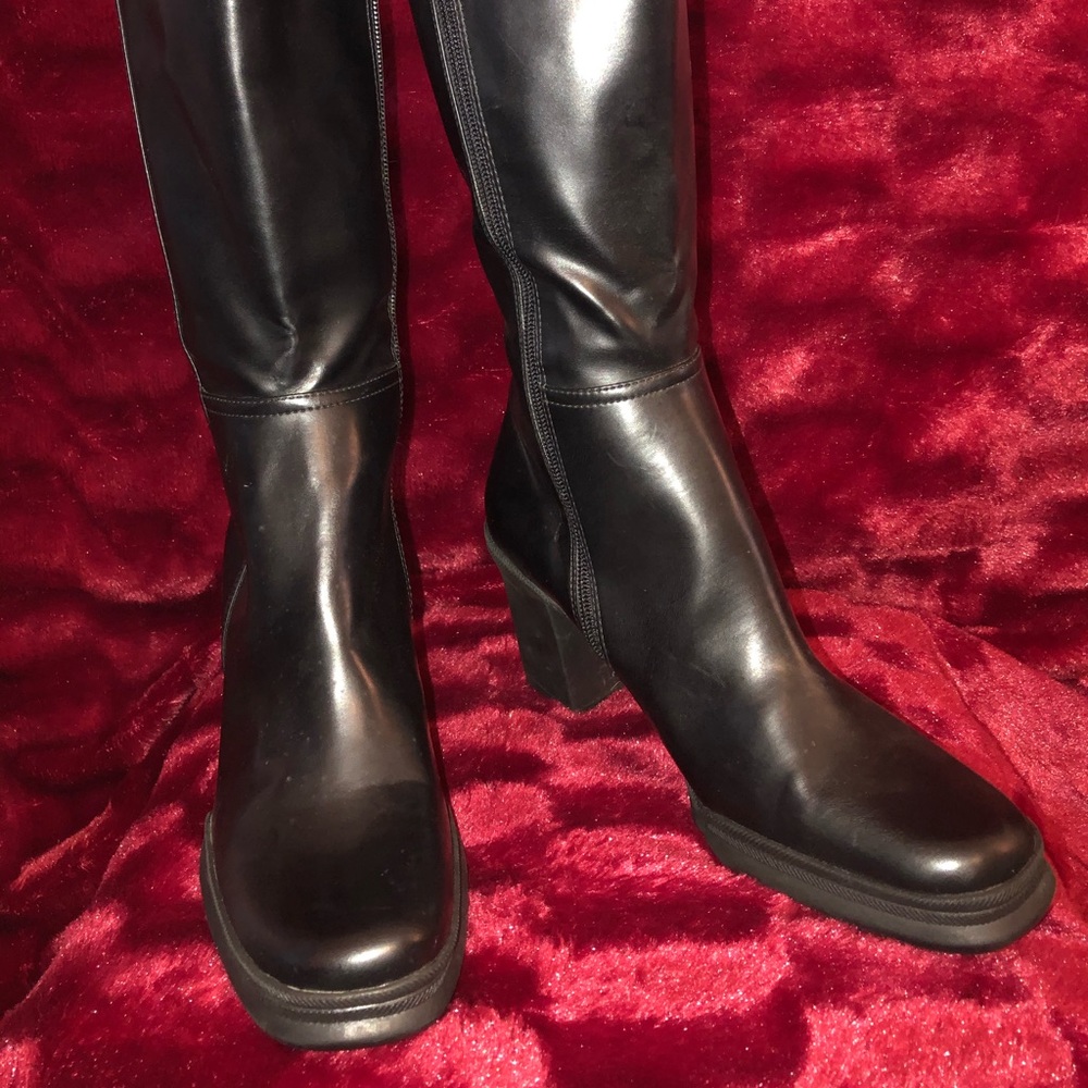 Black boots